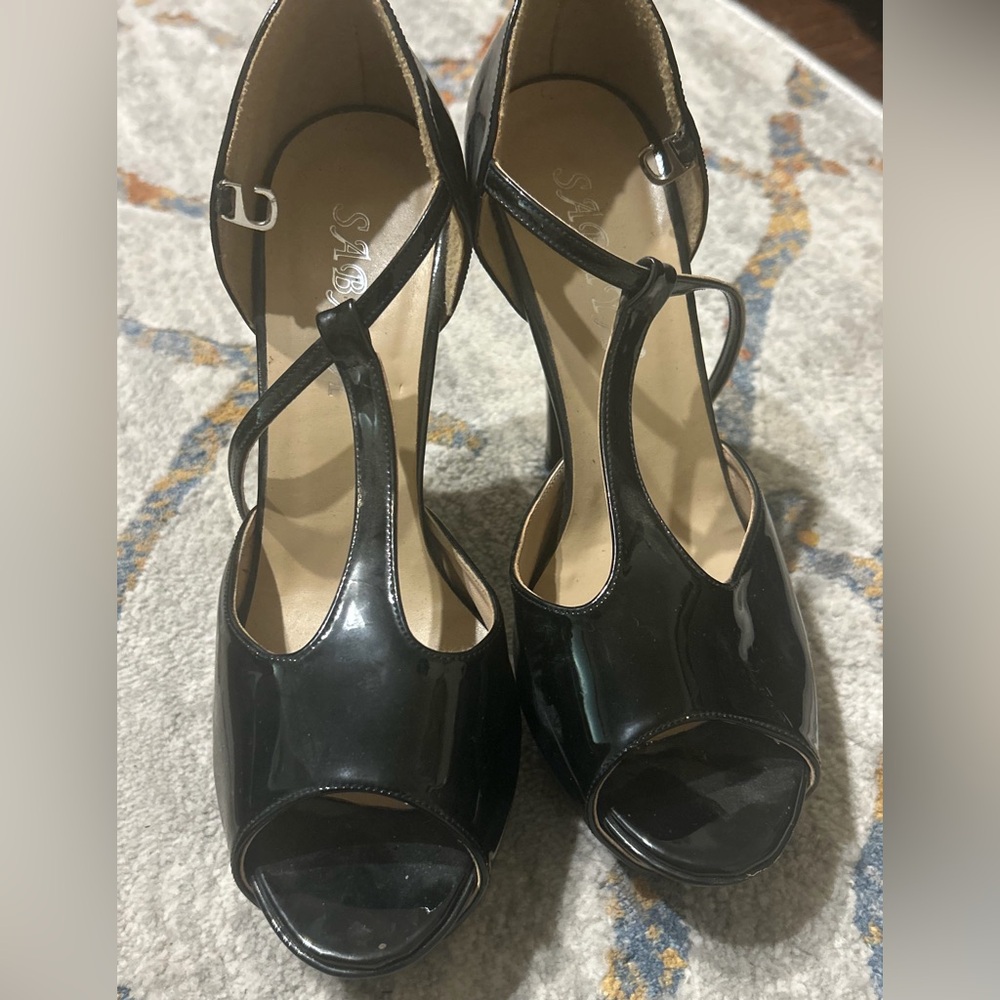 Black Women's Heels
